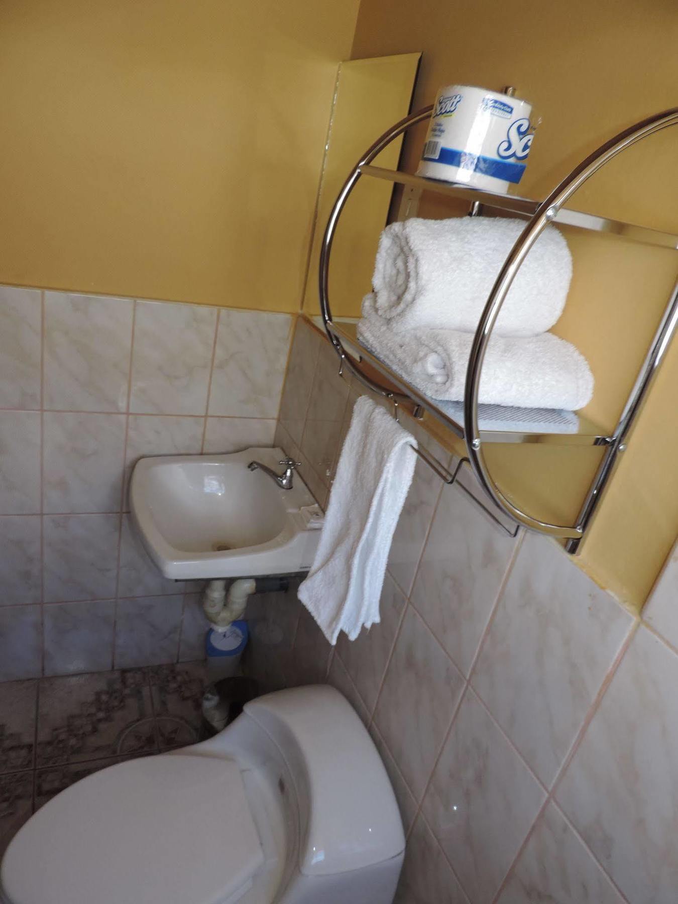 Hospedaje Familiar Kitamayu بيساك المظهر الخارجي الصورة
